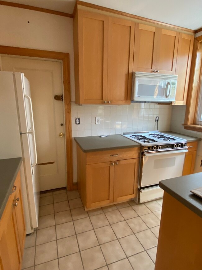Photo - 65 Park St Unit 4