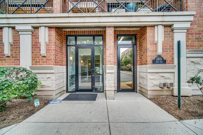 Photo - 2811 N Bell Ave Unit 404