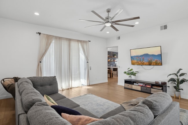 Photo - 1923 E Monterey Way