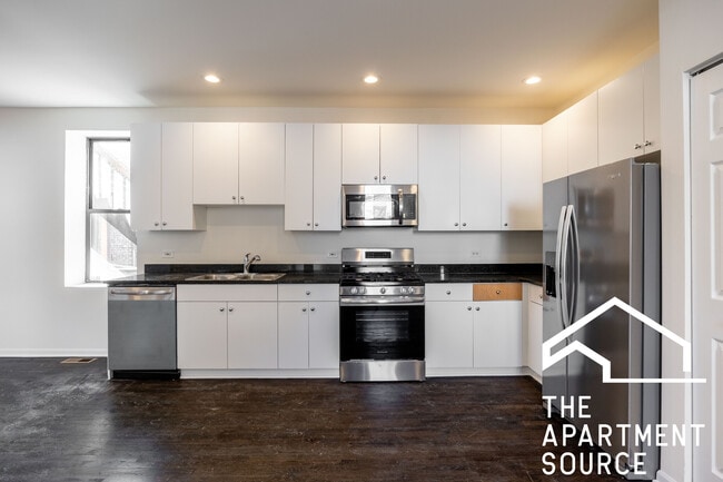 Photo - 1257 N Greenview Ave Unit CH