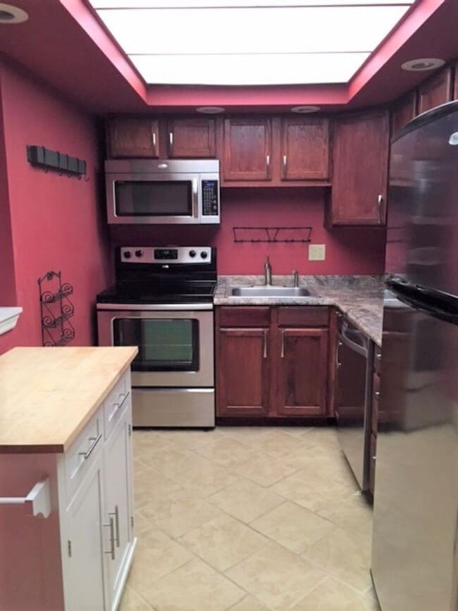 Photo - Amite condo available August!