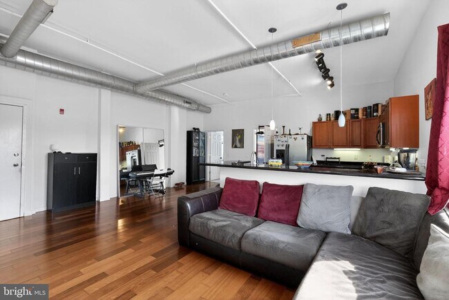 Photo - 926 N 3rd St Unit 4D