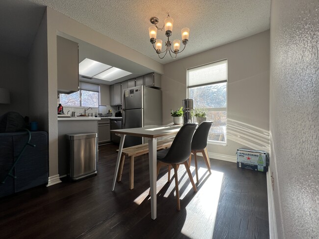 Dining Room - 4614 S Quail Park Dr Condo Unit L