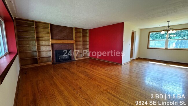 Photo - Vibrant 3BD | 1.5BA Home w/ Yard - SE Portland