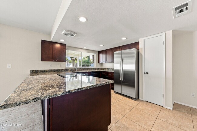 Photo - 212 E Eugie Ave
