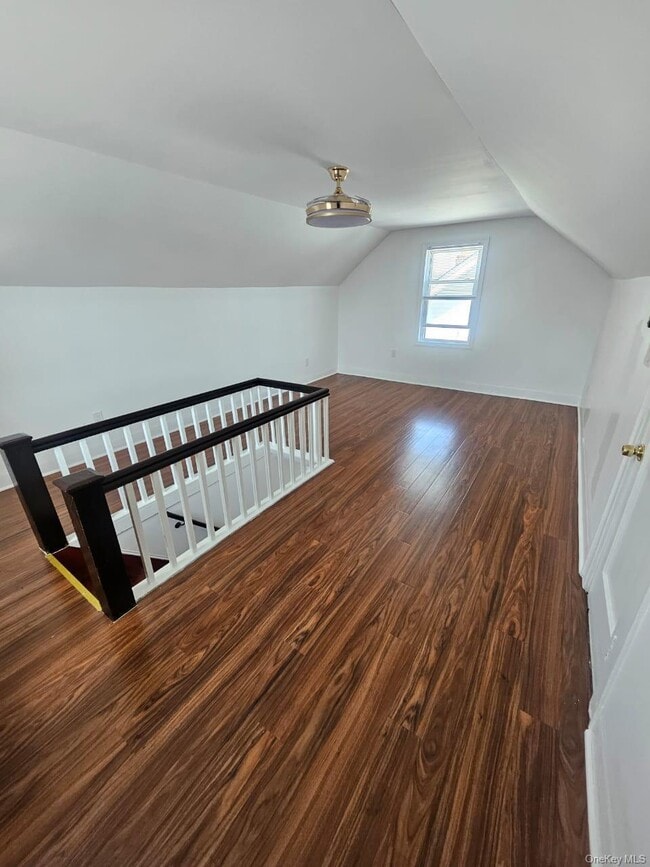 Photo - 192-23 116th Rd