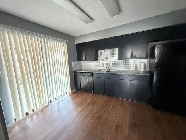 Photo - 919 Woodlief Trail