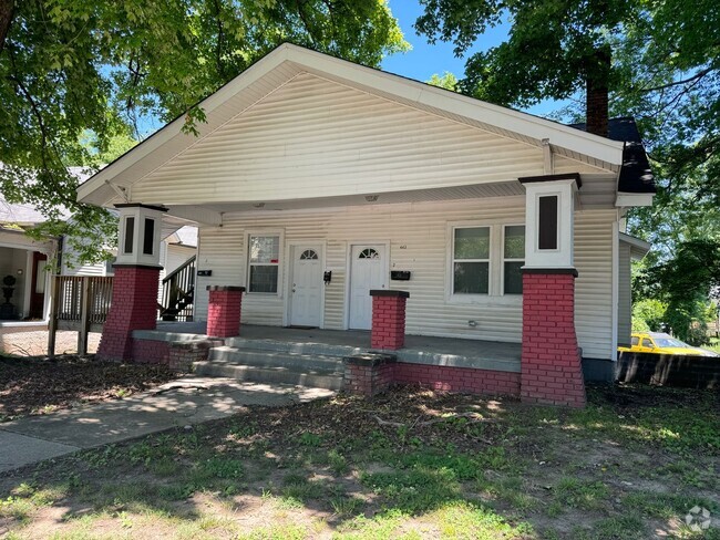 Building Photo - 443 Greenwood Ave Unit 1 Rental