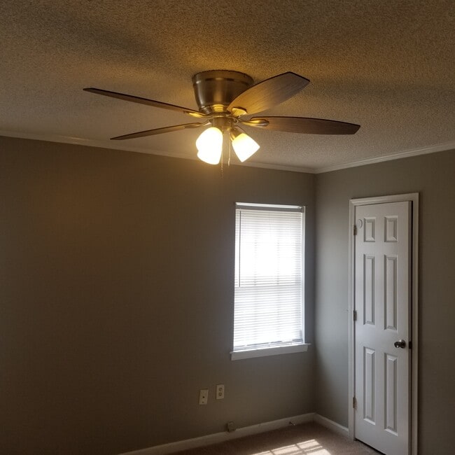 Photo - 109 Gray Dr