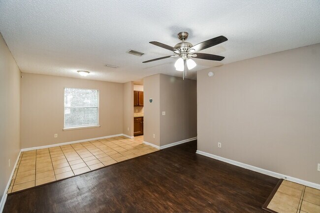 Photo - 1508 Golf Forest Dr