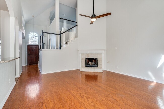 Photo - 5012 Marineway Dr