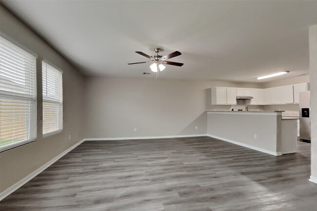 Photo - 16802 Accolade Way