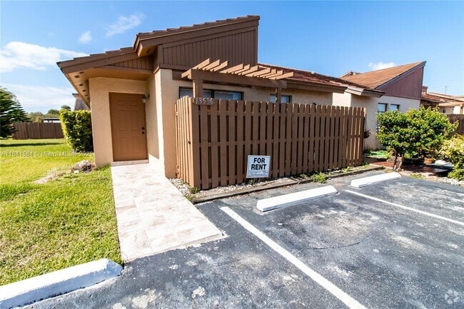 Building Photo - 13536 SW 11th Ln Rental