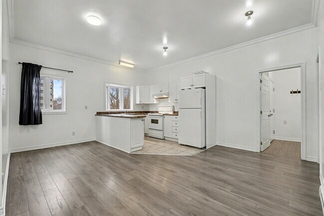 Photo - 64 Genest St Unit 6