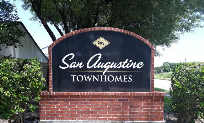 Building Photo - 1130 Lyric Ln Unit 6