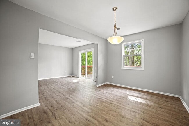 Photo - 9328 Humphries Dr