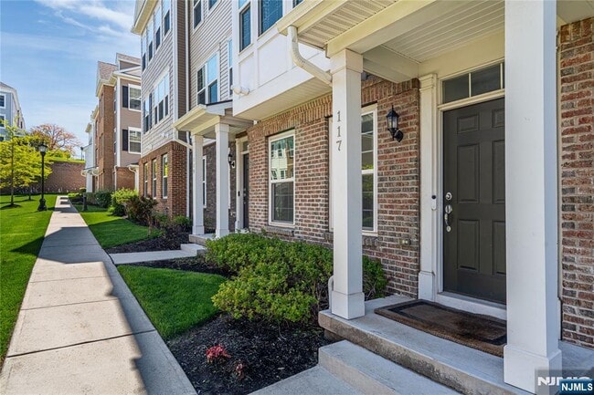 Photo - 117 Truman Dr