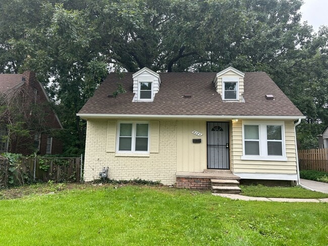 Building Photo - 6175 Guilford- 4 BEDS & 1.5 BATH FOR RENT!