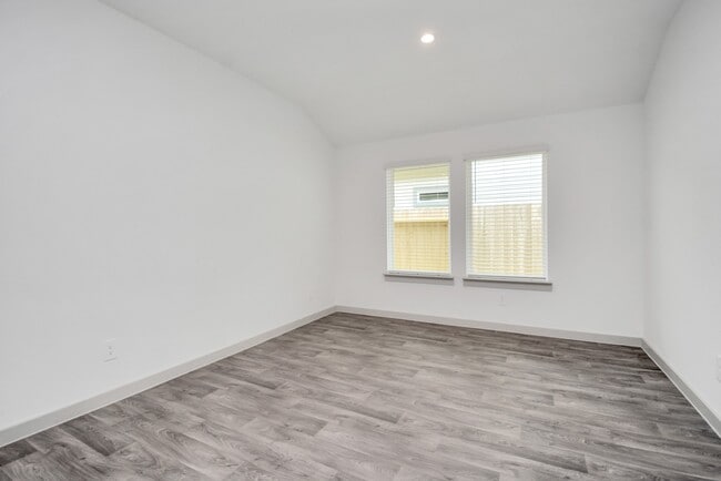 Photo - 12814 Heddington Grv Ln