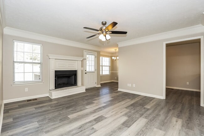Photo - 186 Elm St