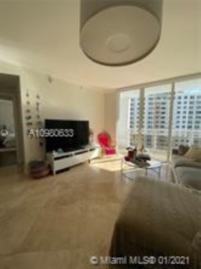 Photo - 901 Brickell Key Blvd