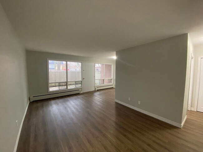 Photo - Victoria Apartments