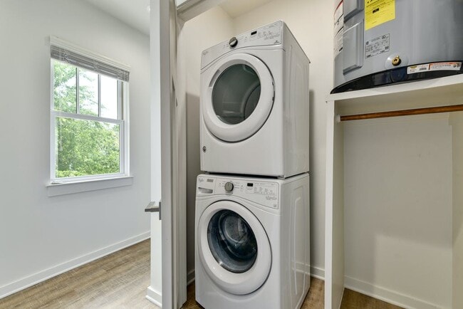 Full-size washer/dryer