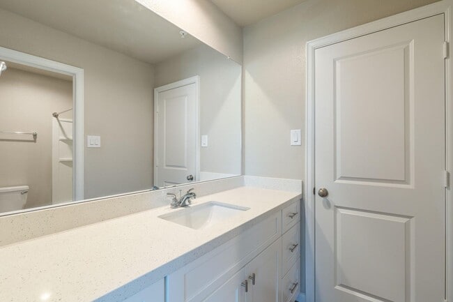 Photo - 203 Park Place Cir