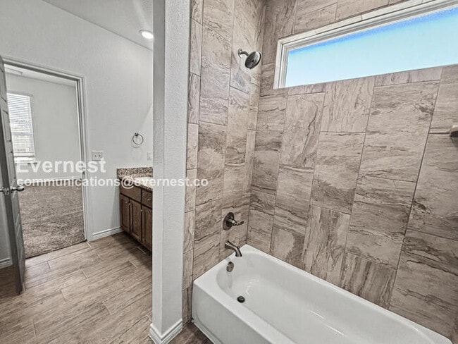 Photo - 737 Freedom Cir