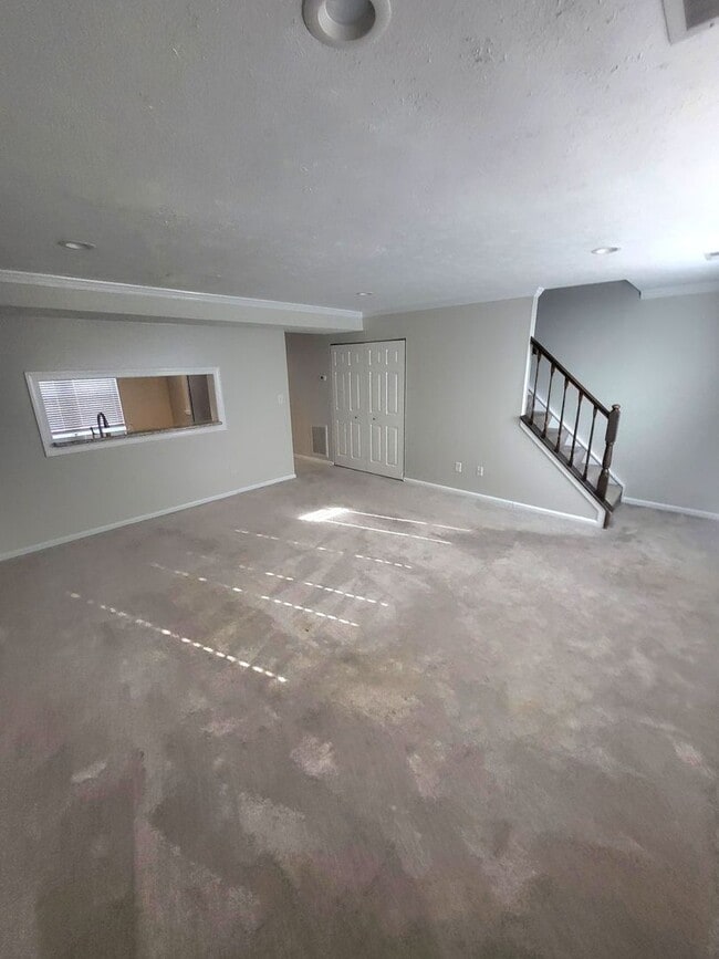 Photo - 47 Lucinda Ct