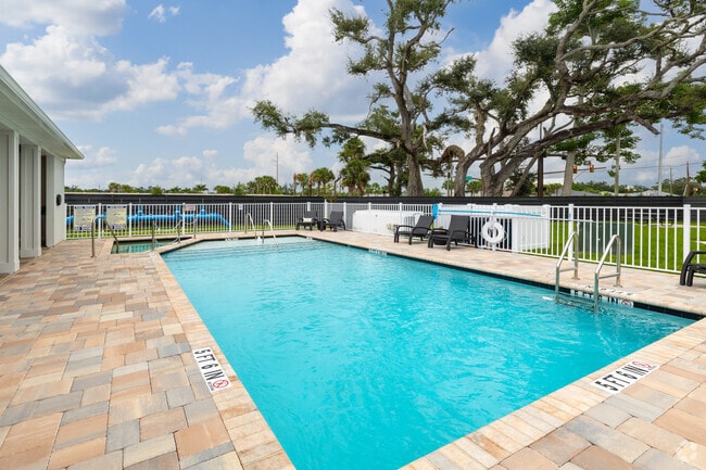Pool 1