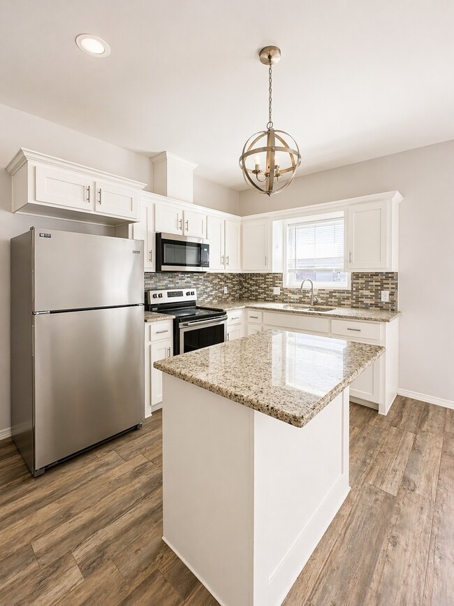 Photo - 4905 N Winona Dr Unidad 3