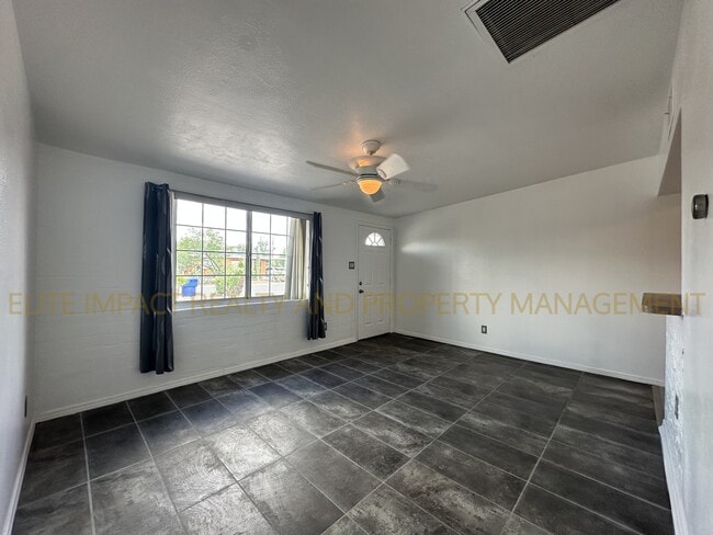 Photo - 4049 N Ray Pl