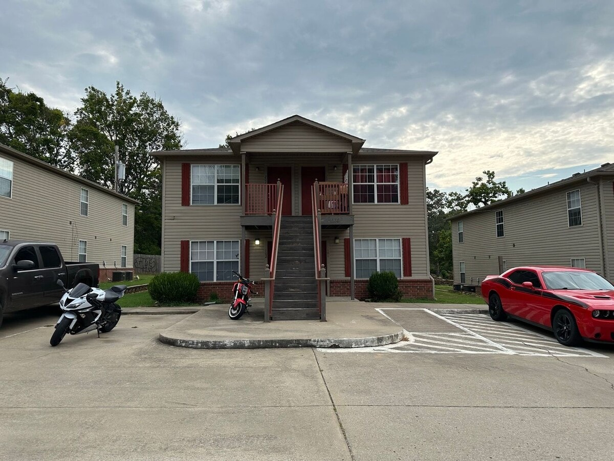 Photo - 1314 N 47th St Unit 202