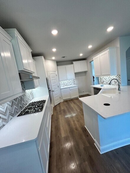 Photo - 1704 Dunbrook Rd