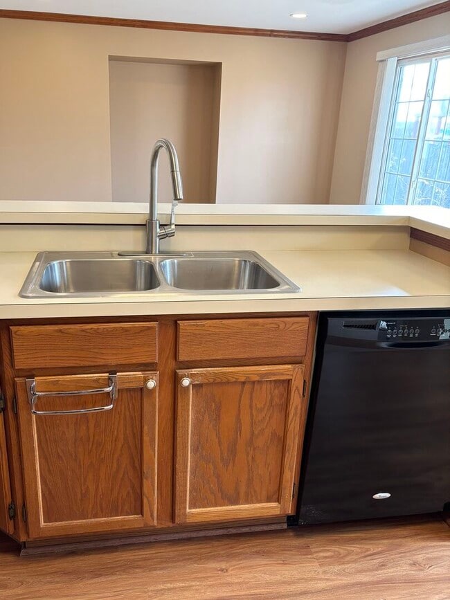 Photo - 2016 Harrison Ave