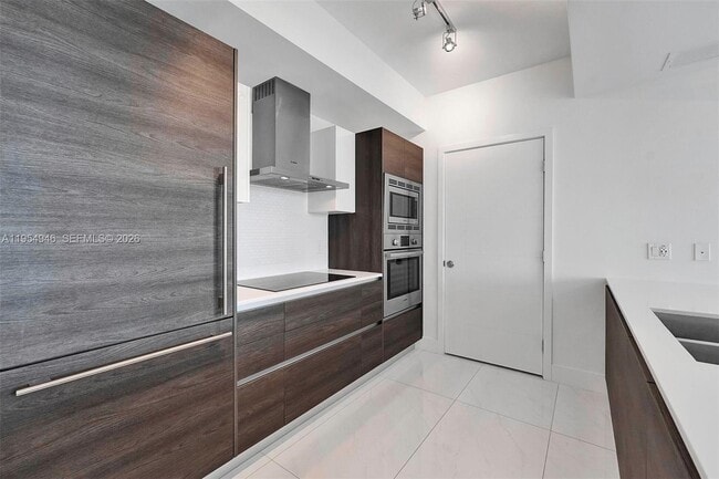 Photo - 301 Altara Ave Unidad 631