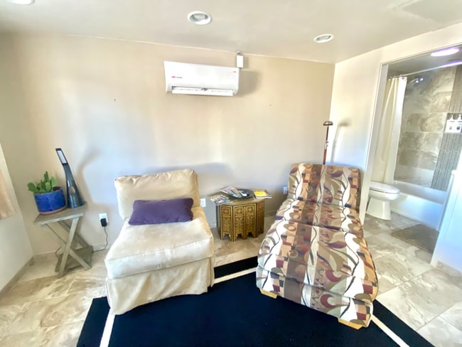 Photo - 2416 E Mabel St