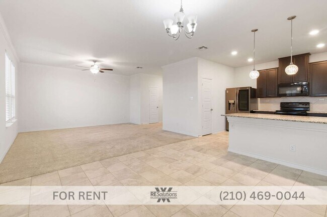 Photo - 2634 Lake Horizon