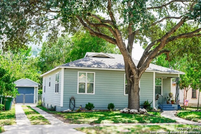 Photo - Adorable Highland Park Bungalow for Rent