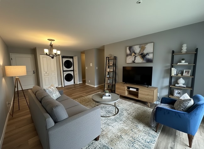 Building Photo - 12765 W Hampton Ave Unit #115