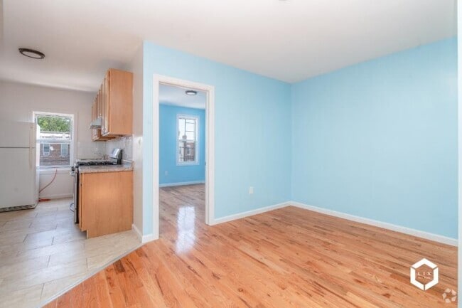 Building Photo - 3 bedroom in BROOKLYN NY 11203 Unit 2 Rental