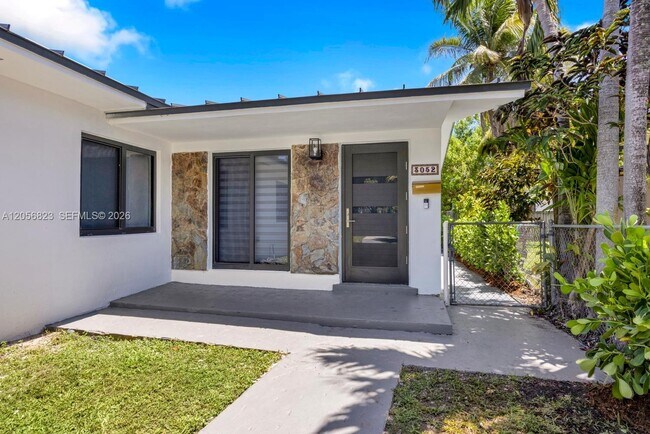 Building Photo - 3052 SW 26th St Unit 3052