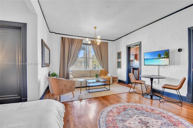 Photo - 900 16th St Unit 201