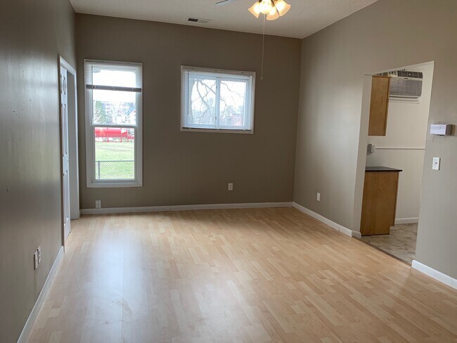 Photo - 2428 4th Ave