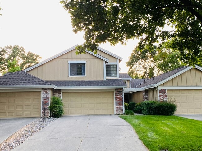 Danville Brookview Duet Townhouse 4 Br., 2... - Danville Brookview Duet Townhouse 4 Br., 2...