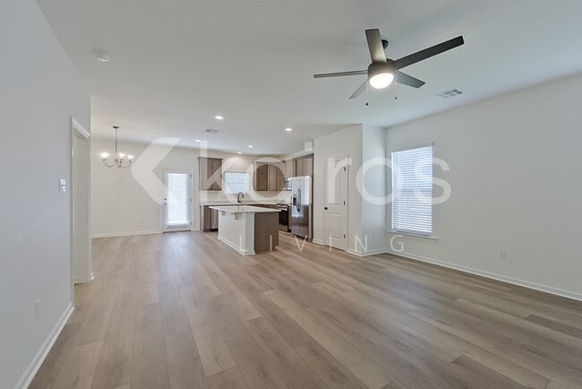 Photo - 100 Hendrix Rd