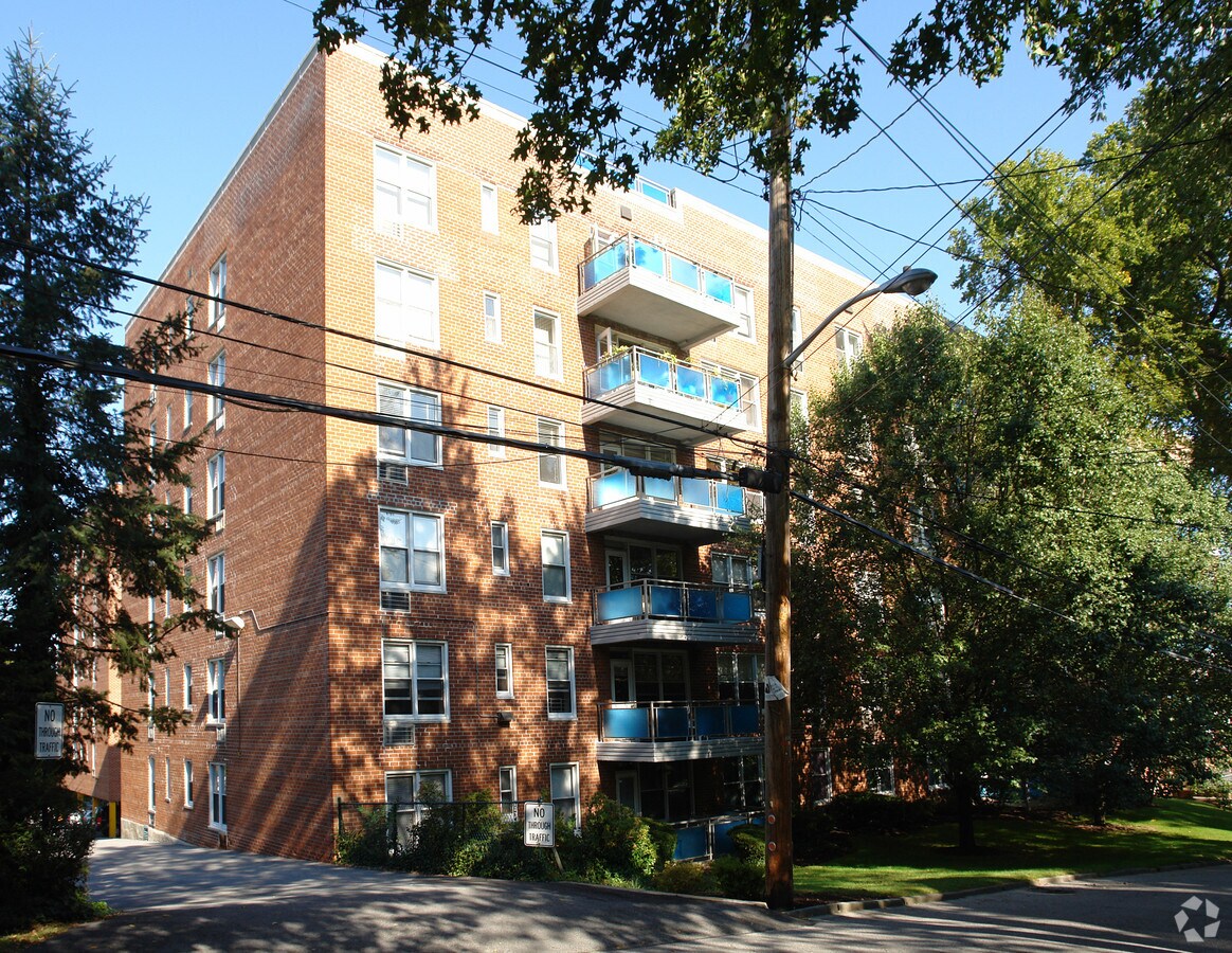 Photo - The Gentry Co-Op Apartments