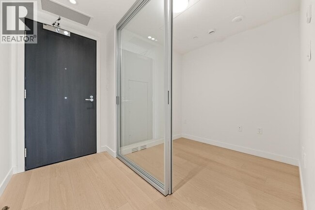 785 Harbour Wy Unit 501