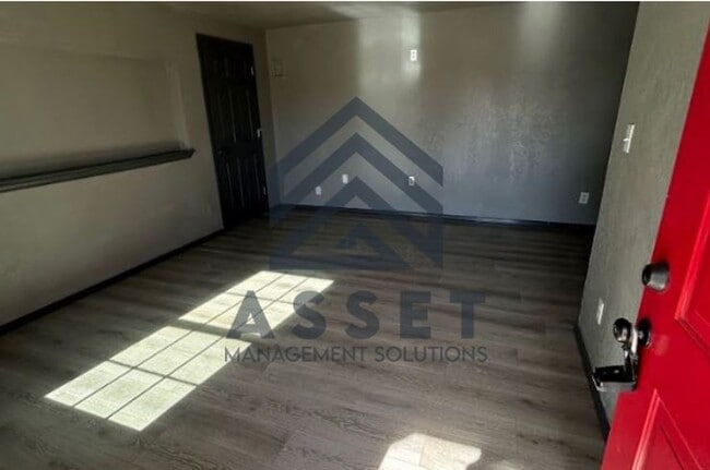 Photo - 2 Bedroom Home Available!